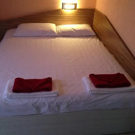 Apartament Hristovi *